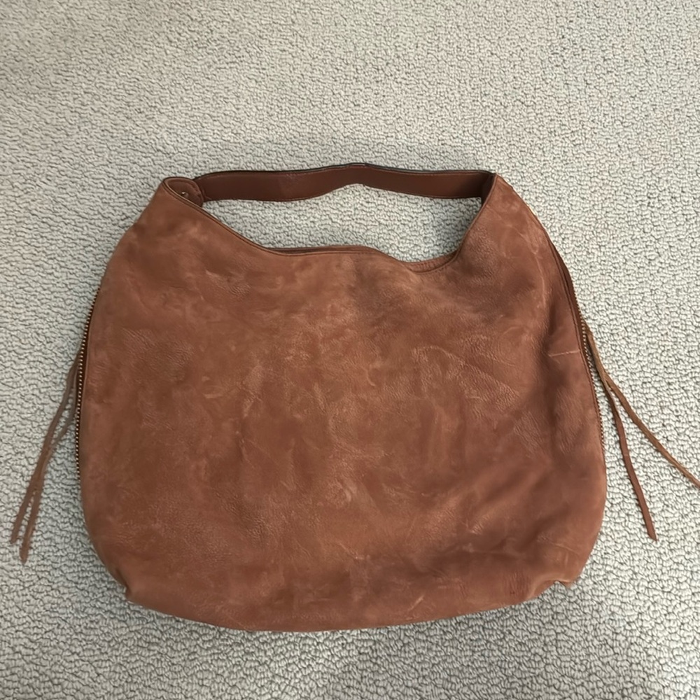 Elegant Tan Leather Hobo Bag